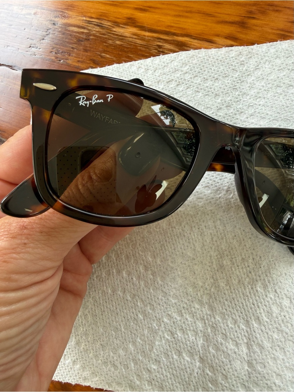 Ray-Ban Black Wayfarer Sunglasses with Brown Case - Picture 7 of 7